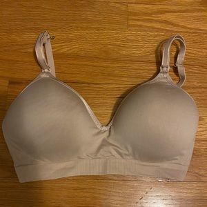 NWOT A Pea in the Pod Maternity / Nursing Bra